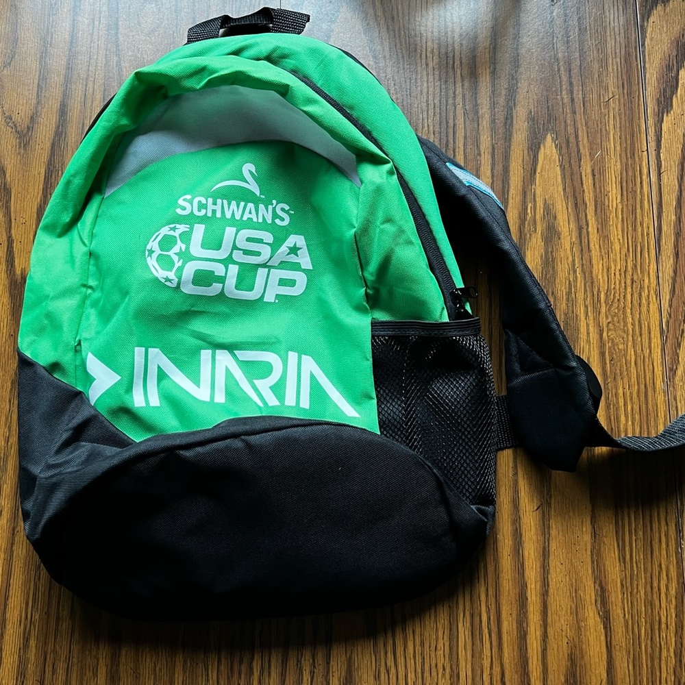 Across Shoulder Soccer Athletic Backpack. Green. Lightweight. New!